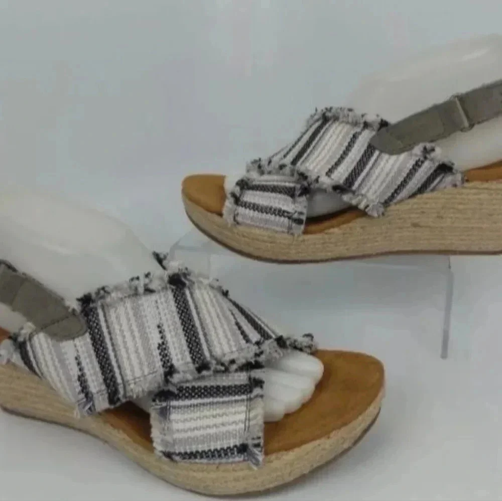 Minnetonka Multi Laredo Breeze Sandals Size 10